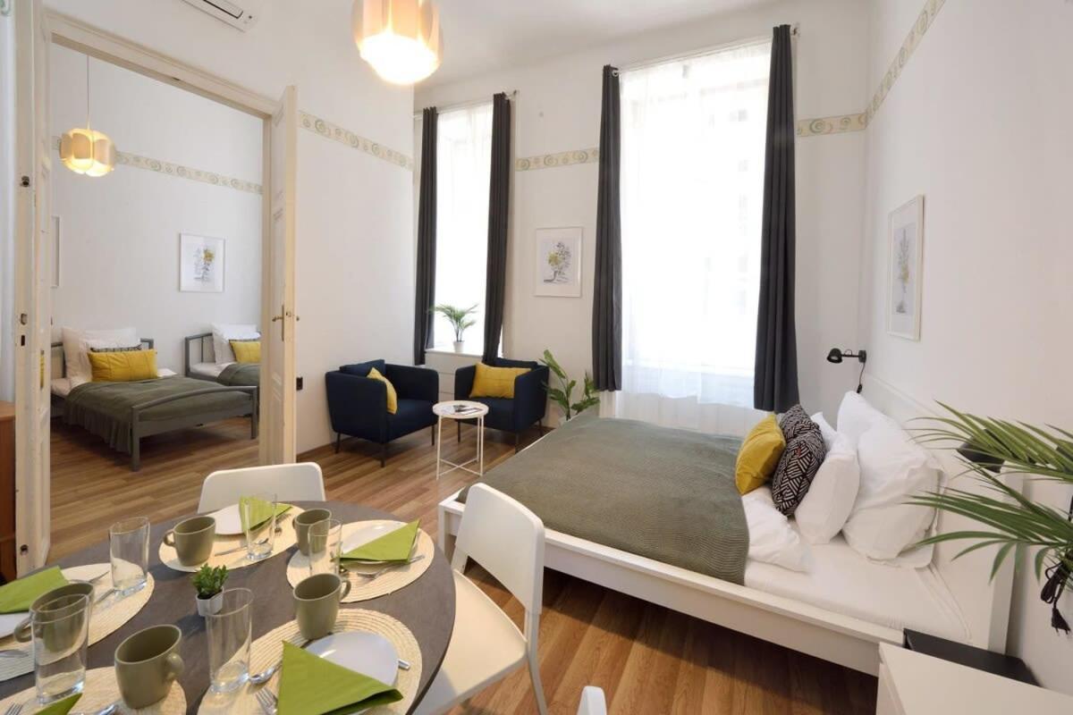 Spacious Basic In The Center Apartament Budapeszt